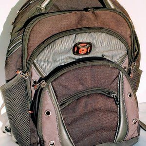 Lightly Used Swiss Gear Backpack